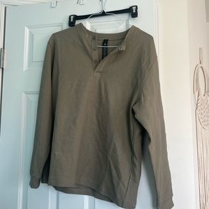 LuluLemon men’s heavyweight henley